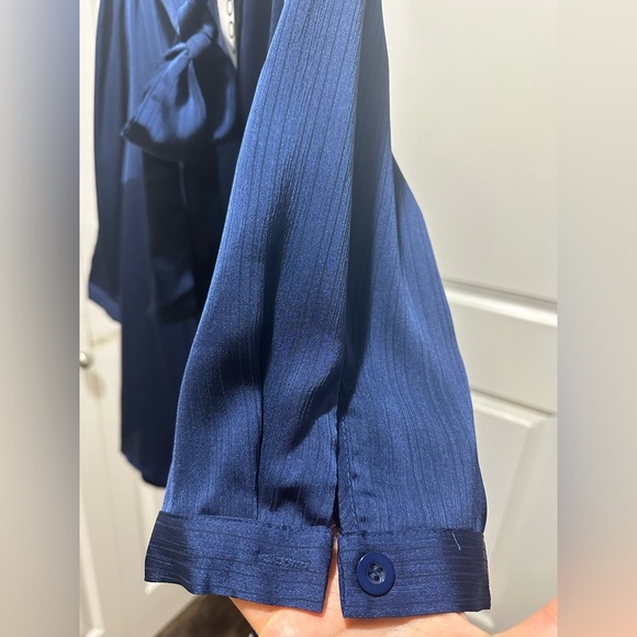 BloomChic Plus Size Plain Knot Neck Ruffle Sleeve Blouse - Picture 5 of 10